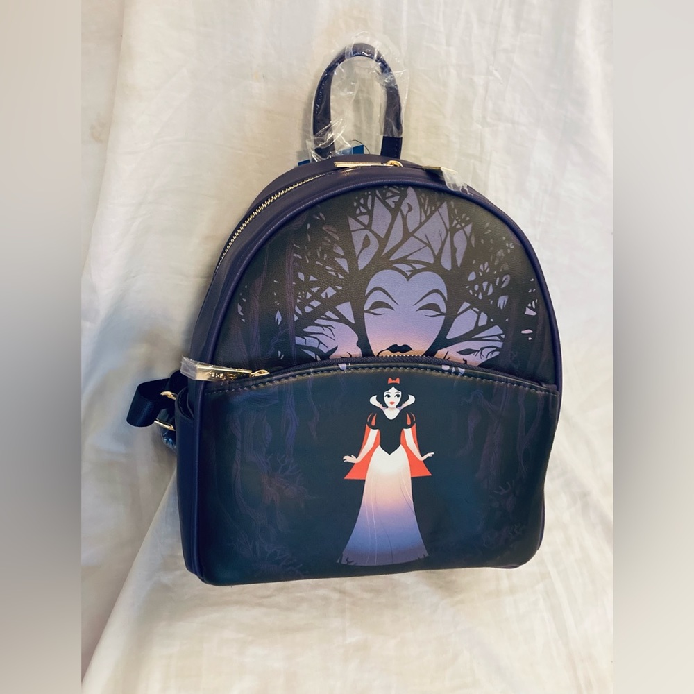 BRAND NEW Daniel Nicole Disney Villains Snow White Evil Queen Mini Backpack